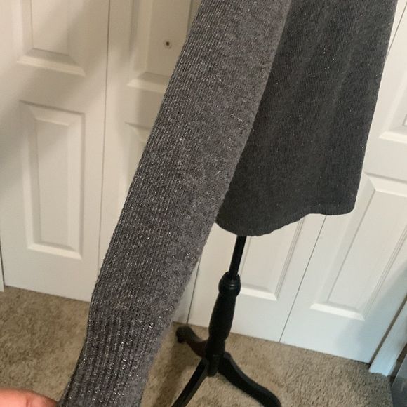 𝅺color Block Open Back Sweater Gray/Silver - Picture 7 of 13